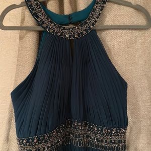 Junior Formal Gown, Keyhole Neckline, Halter